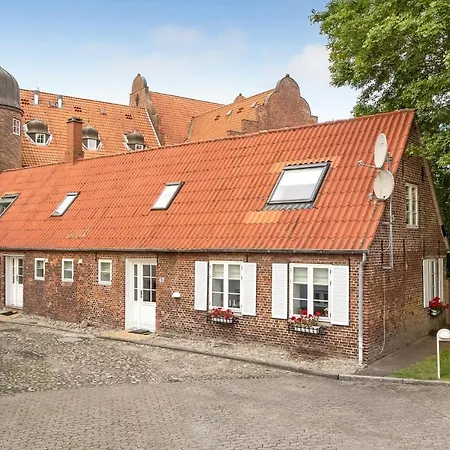 Holiday home 2 Bedroom Cozy In