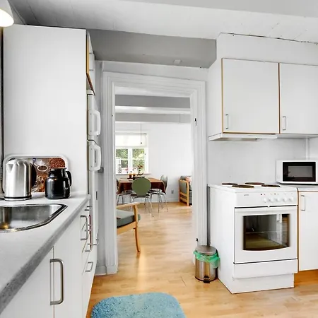 2 Bedroom Cozy In Feriehus Tønder