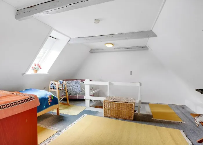 2 Bedroom Cozy In *